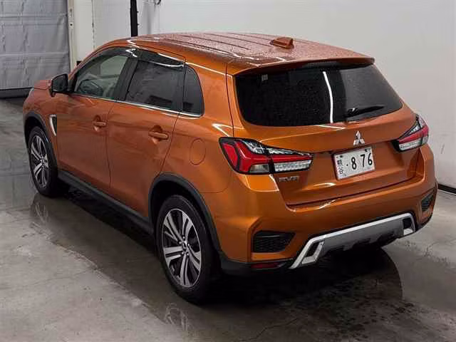 MITSUBISHI RVR