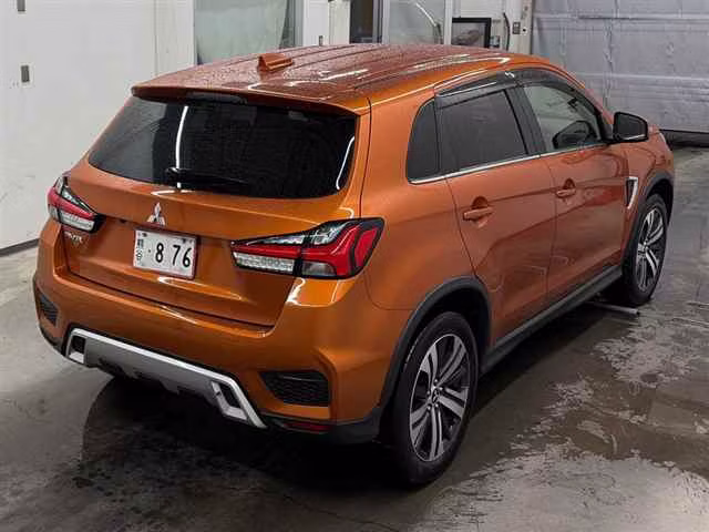 MITSUBISHI RVR