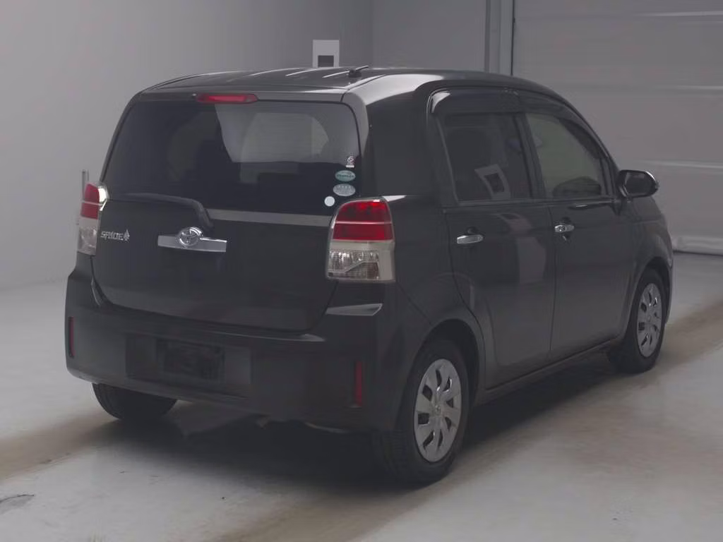 TOYOTA SPADE