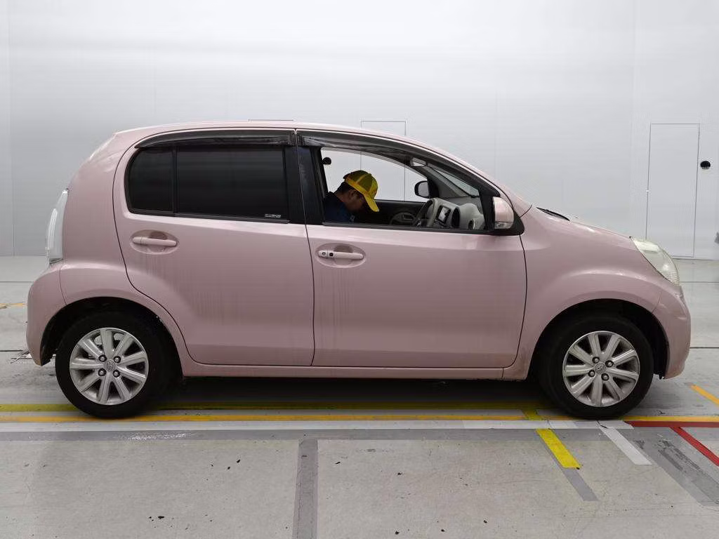 TOYOTA PASSO