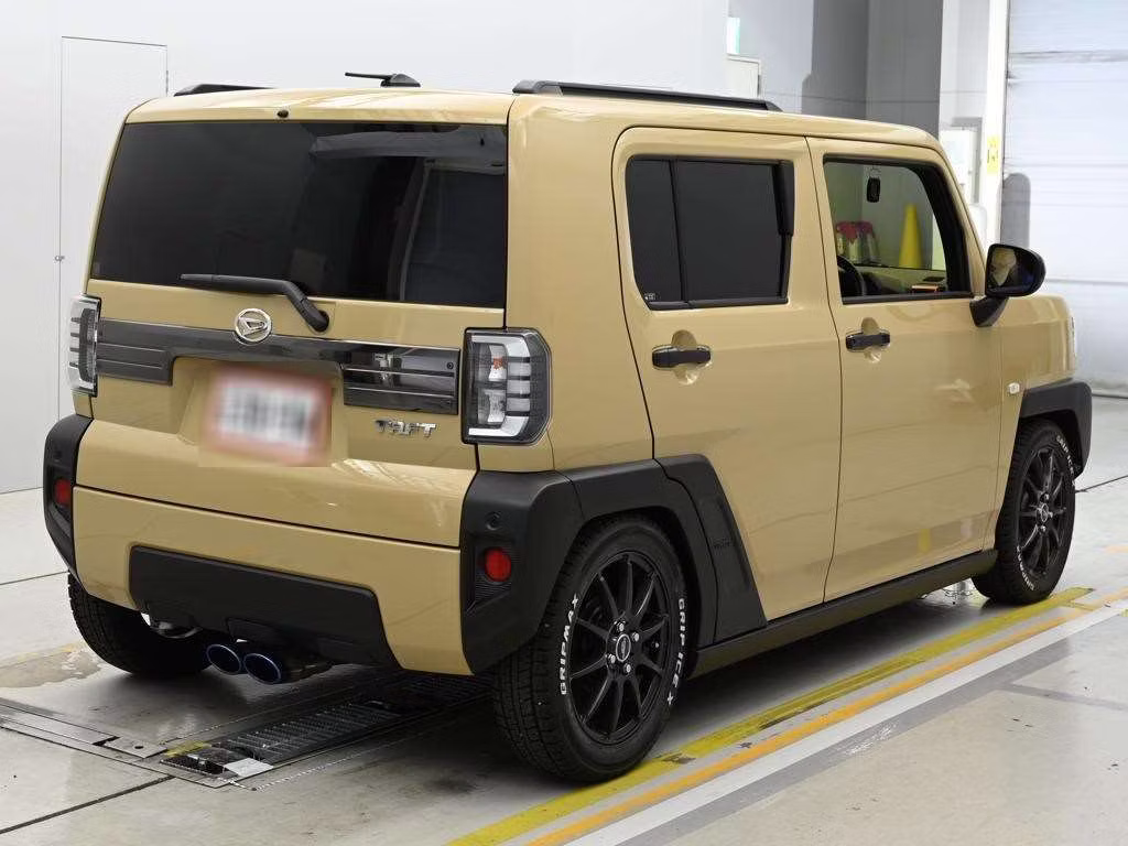 DAIHATSU TAFT