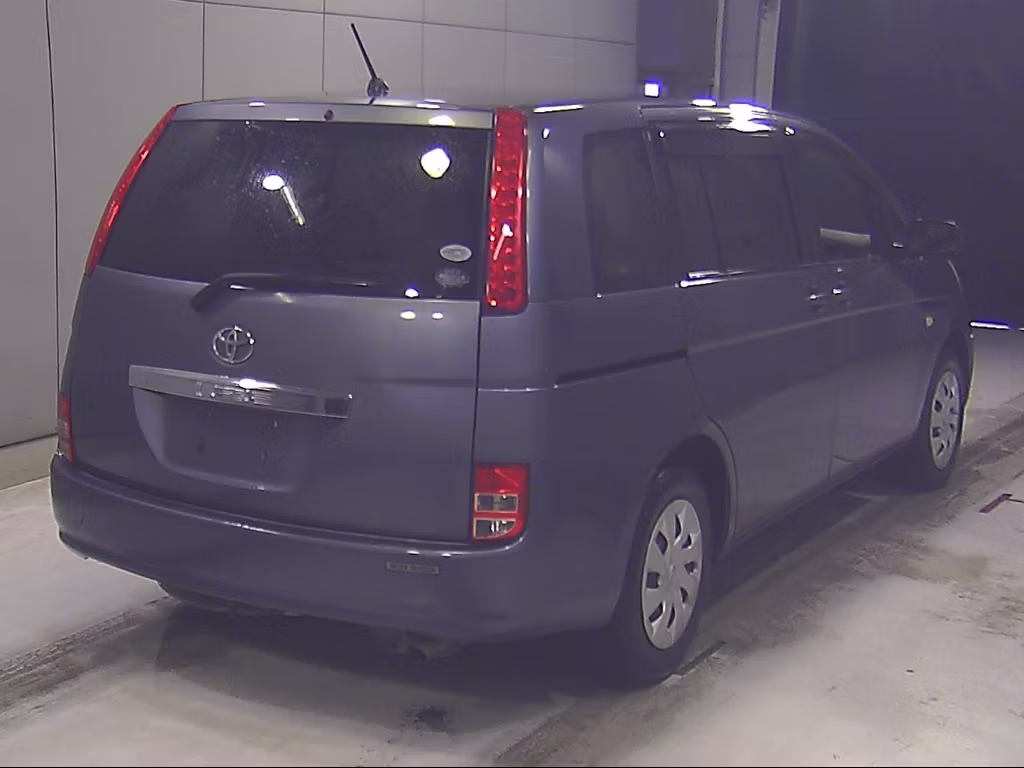 TOYOTA ISIS