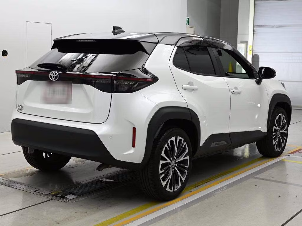TOYOTA YARIS CROSS