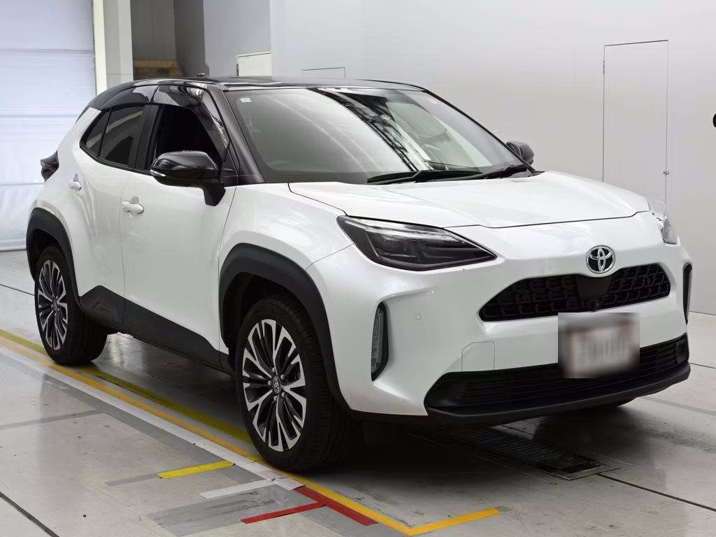 TOYOTA YARIS CROSS