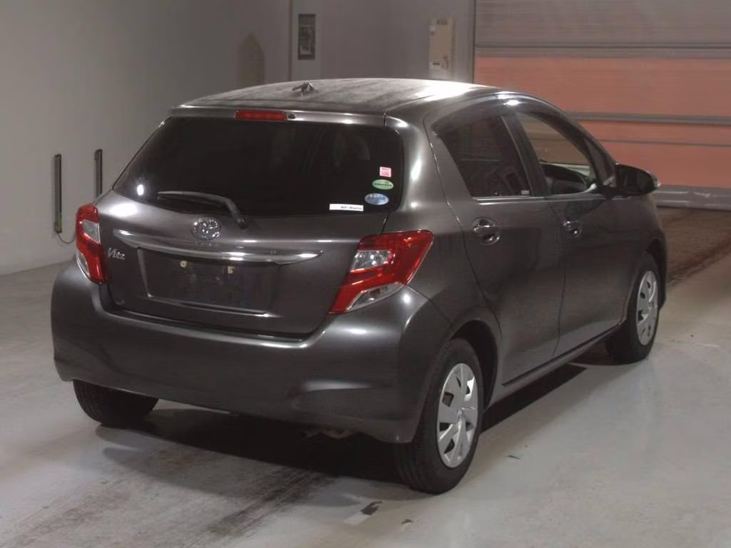 TOYOTA VITZ