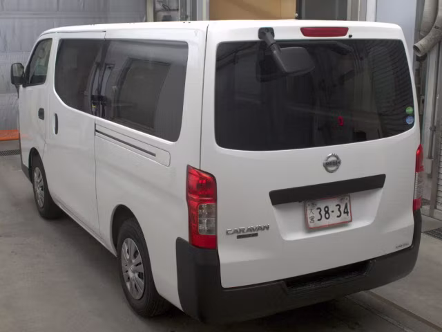 NISSAN NV350 CARAVAN