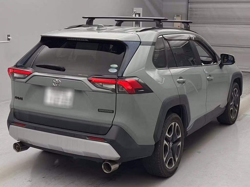 TOYOTA RAV4