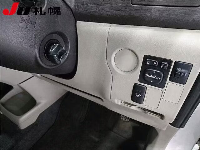TOYOTA PASSO SETTE