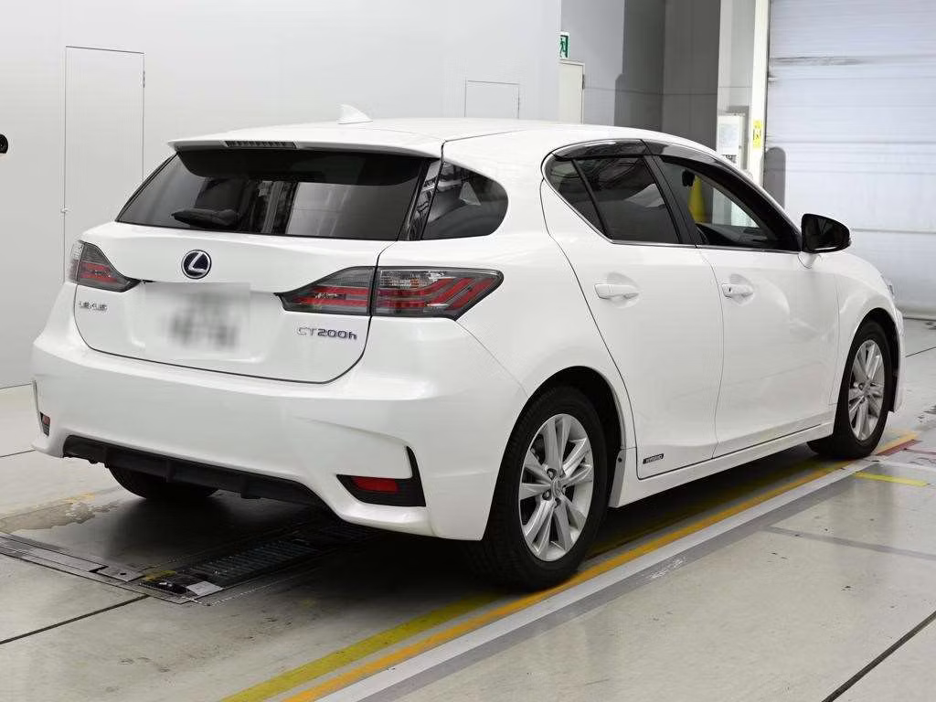 LEXUS CT200H