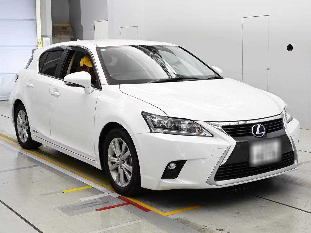 LEXUS CT200H