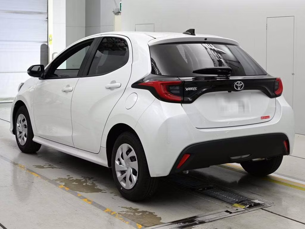 TOYOTA YARIS