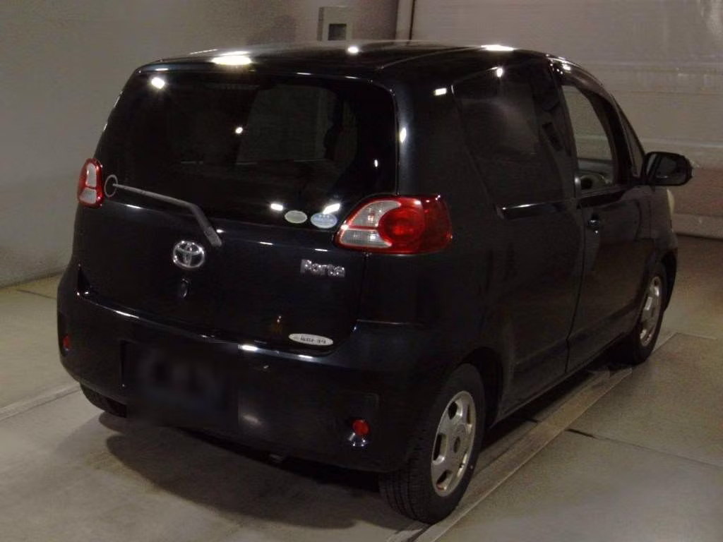 TOYOTA PORTE
