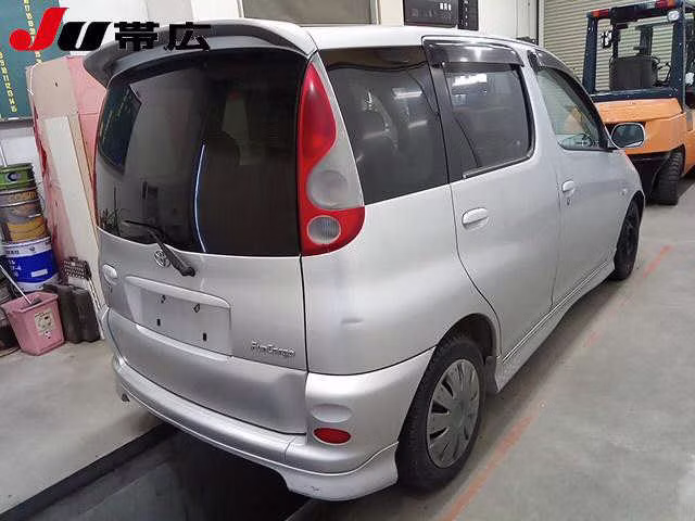 TOYOTA FUNCARGO