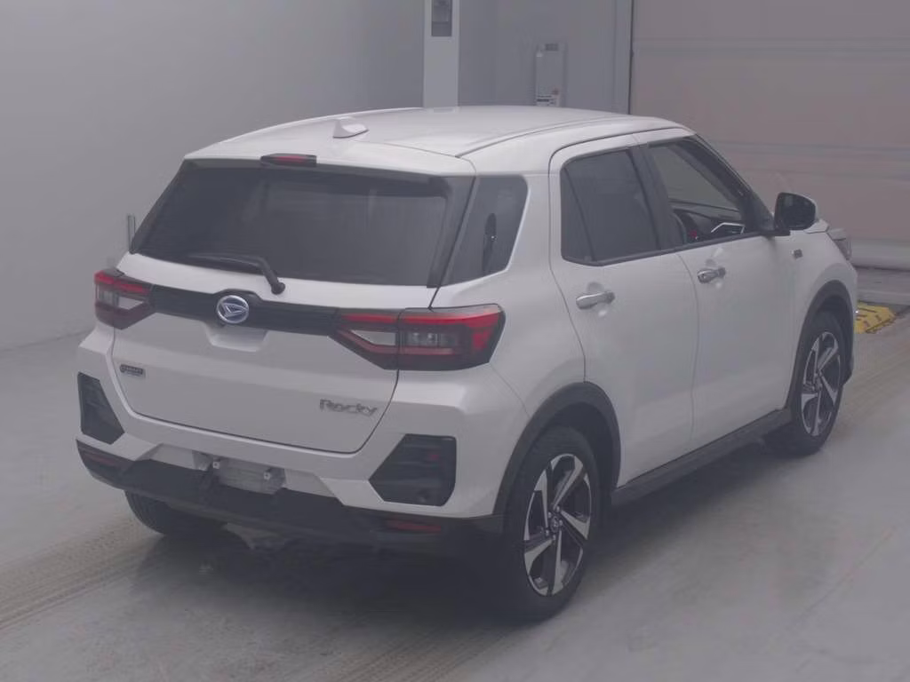 DAIHATSU ROCKY
