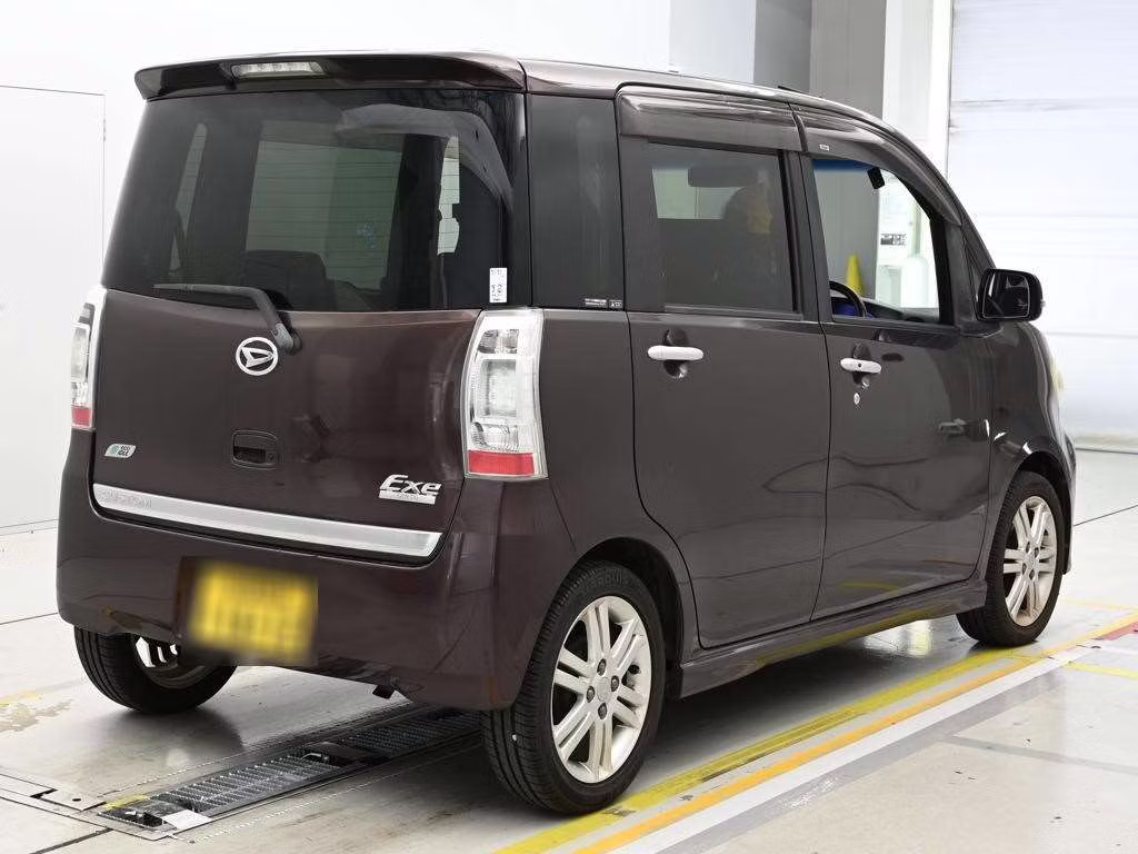 DAIHATSU TANTO EXE