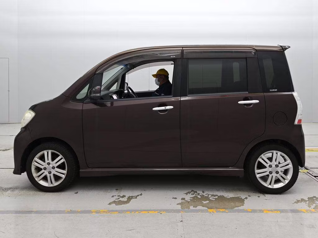 DAIHATSU TANTO EXE