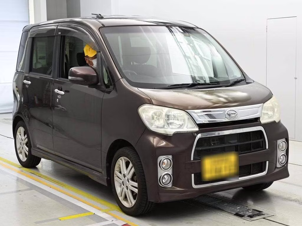 DAIHATSU TANTO EXE