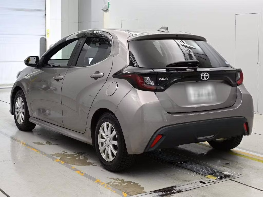 TOYOTA YARIS