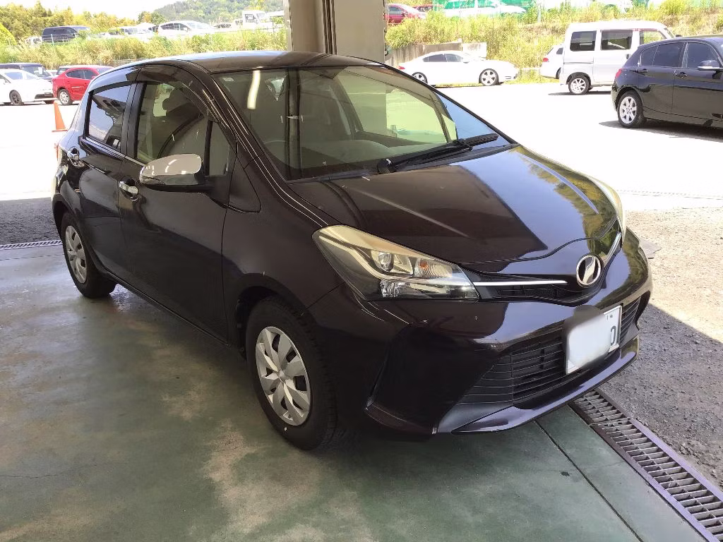 TOYOTA VITZ