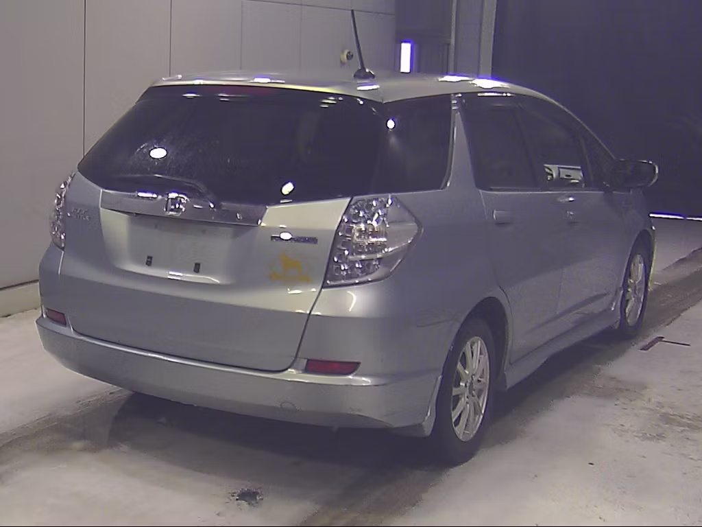 HONDA FIT SHUTTLE