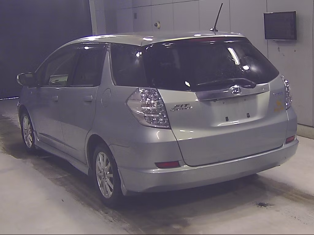 HONDA FIT SHUTTLE