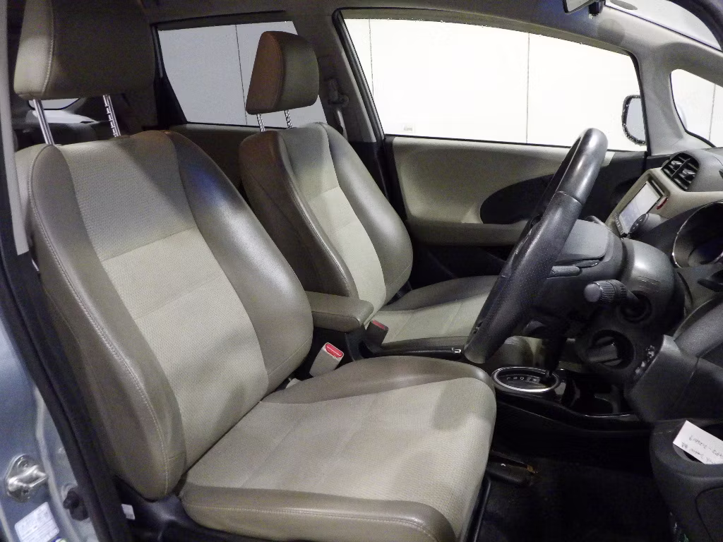 HONDA FIT SHUTTLE