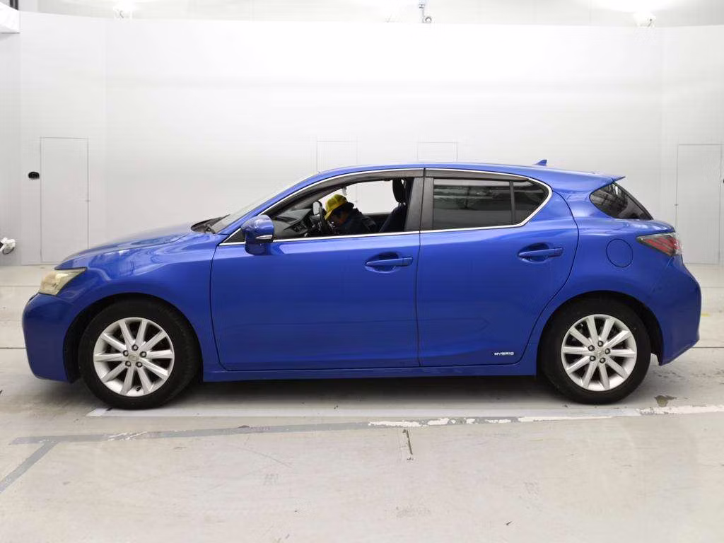LEXUS CT200H