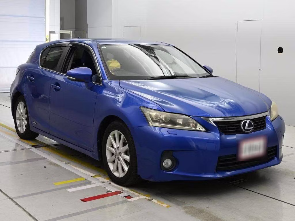 LEXUS CT200H