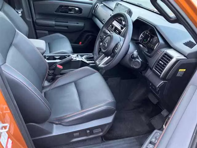 MITSUBISHI TRITON