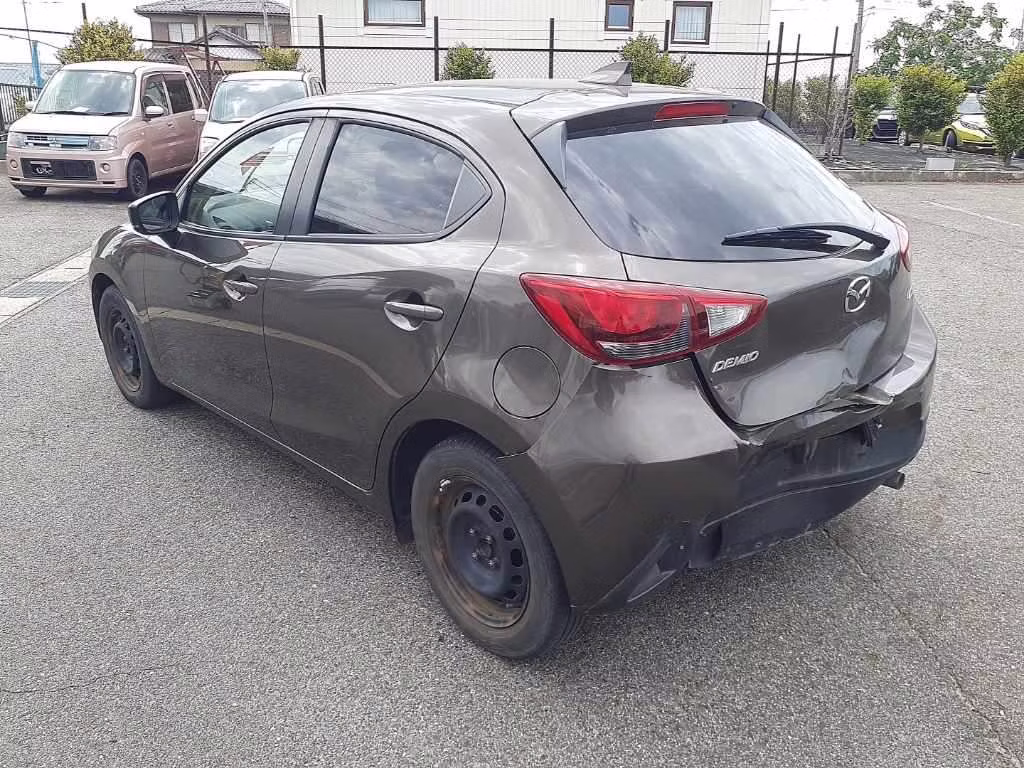 MAZDA DEMIO