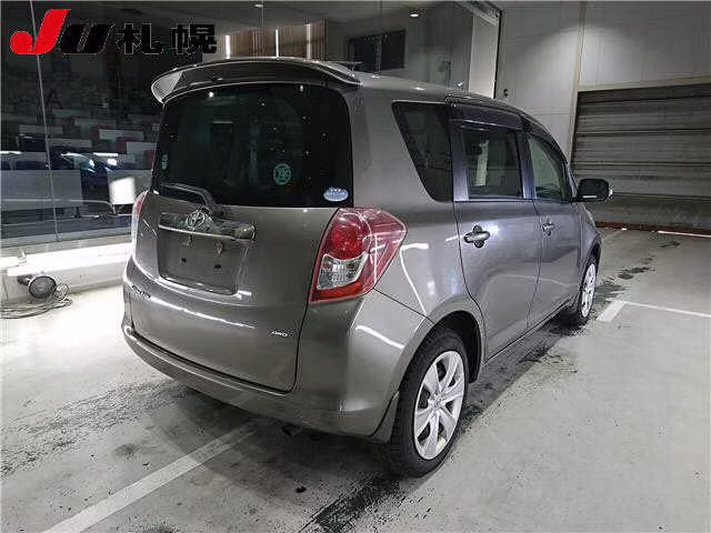 TOYOTA RACTIS