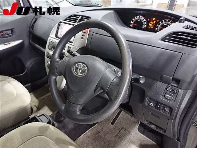 TOYOTA RACTIS