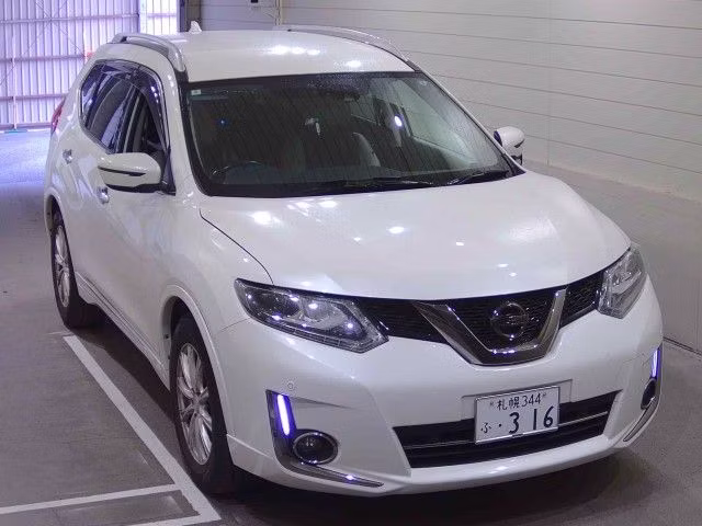 NISSAN X-TRAIL