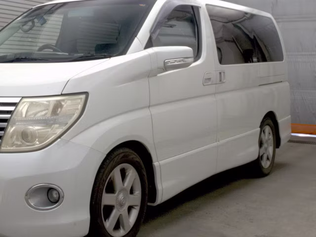 NISSAN ELGRAND