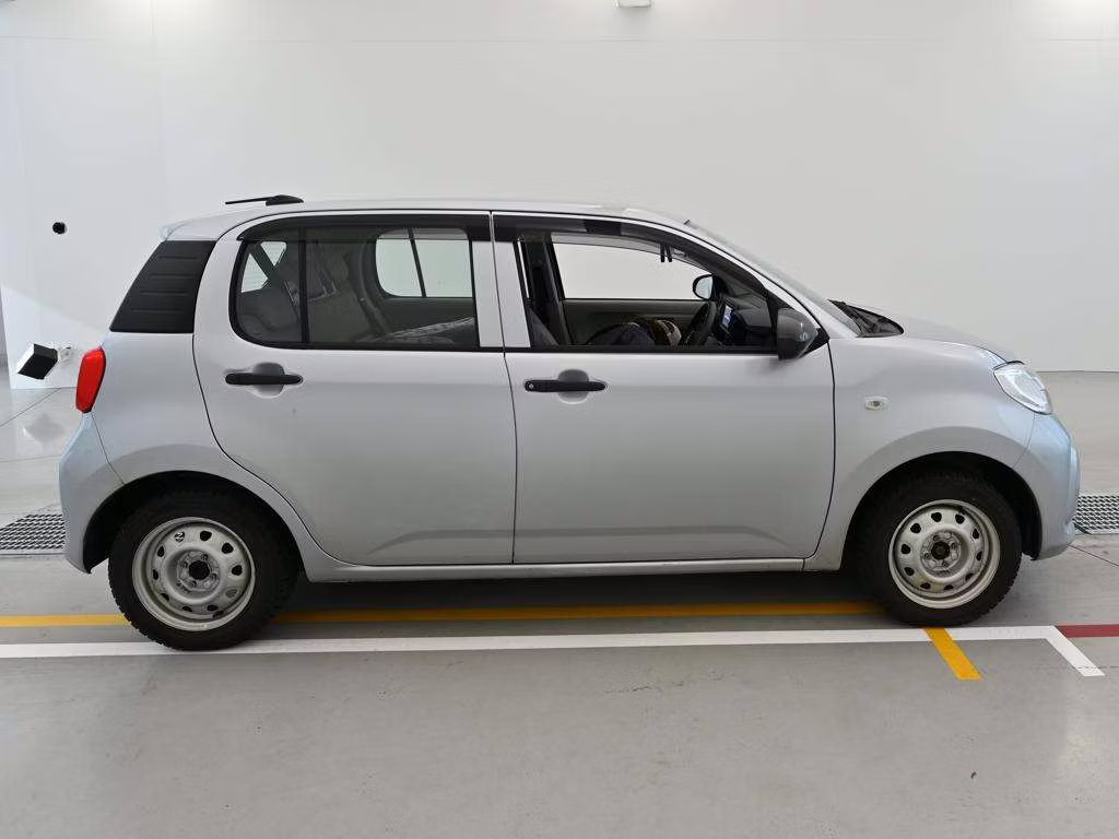 DAIHATSU BOON