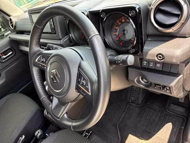 SUZUKI JIMNY SIERRA