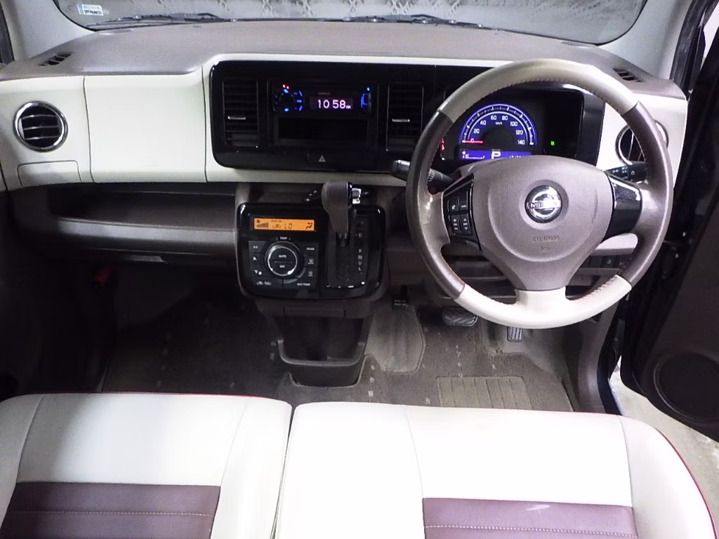NISSAN MOCO
