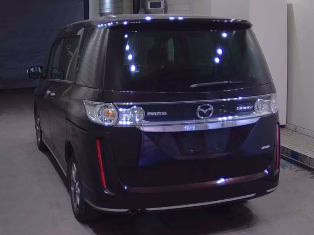 MAZDA BIANTE