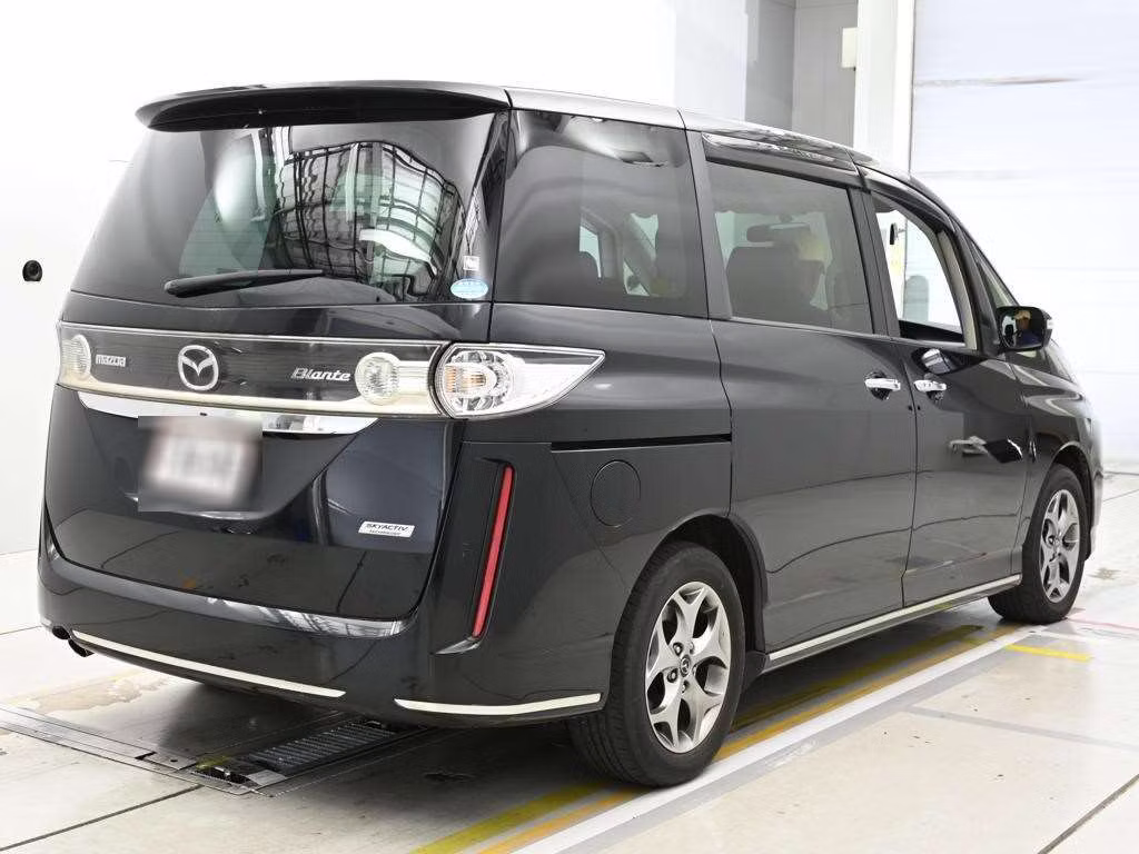 MAZDA BIANTE