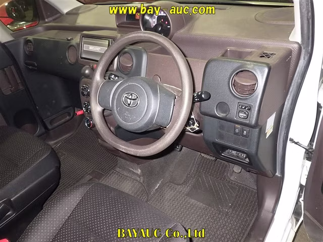 TOYOTA SPADE