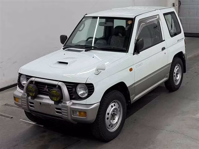 MITSUBISHI PAJERO MINI