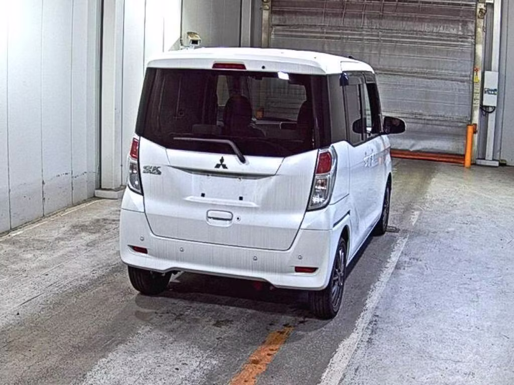 MITSUBISHI EK SPACE