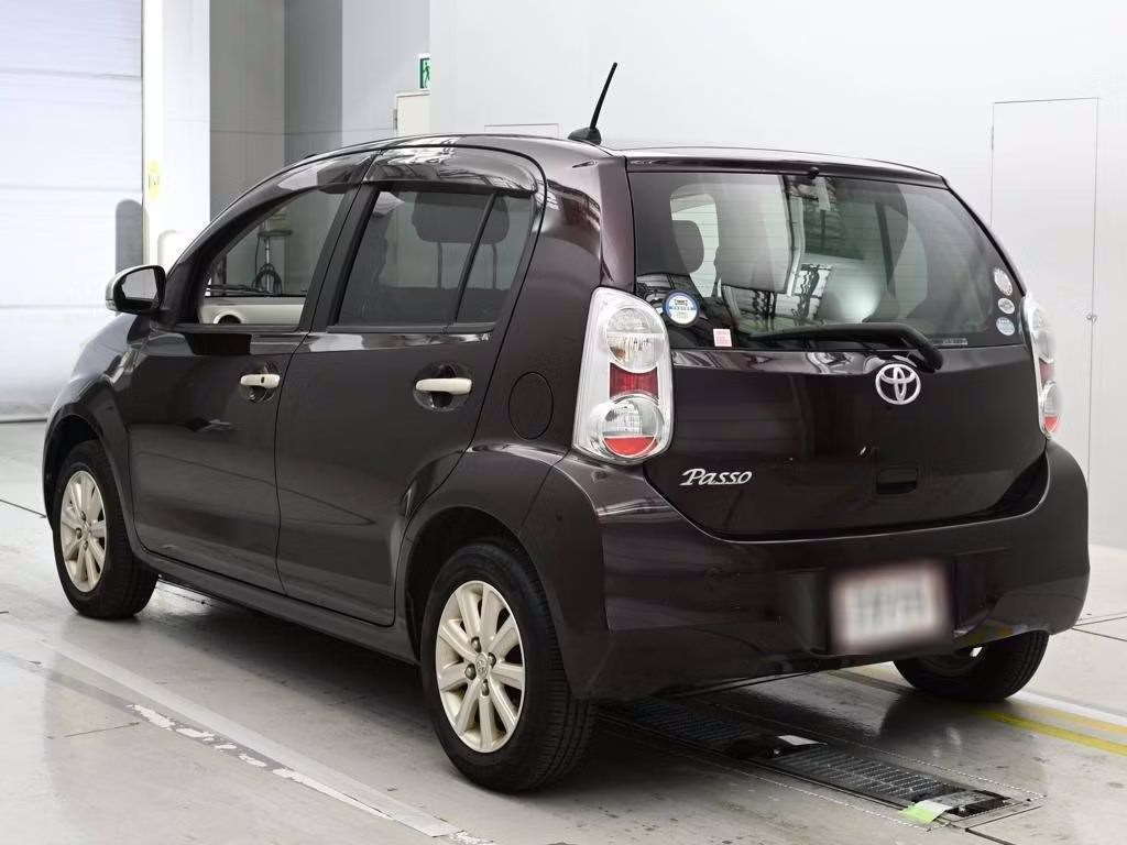 TOYOTA PASSO