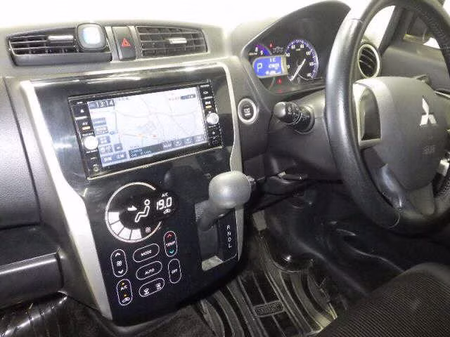 MITSUBISHI EK CUSTOM