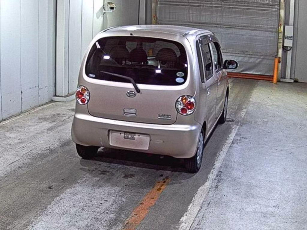 DAIHATSU MOVE LATTE