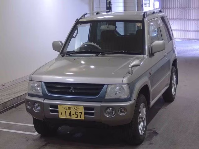 MITSUBISHI PAJERO MINI