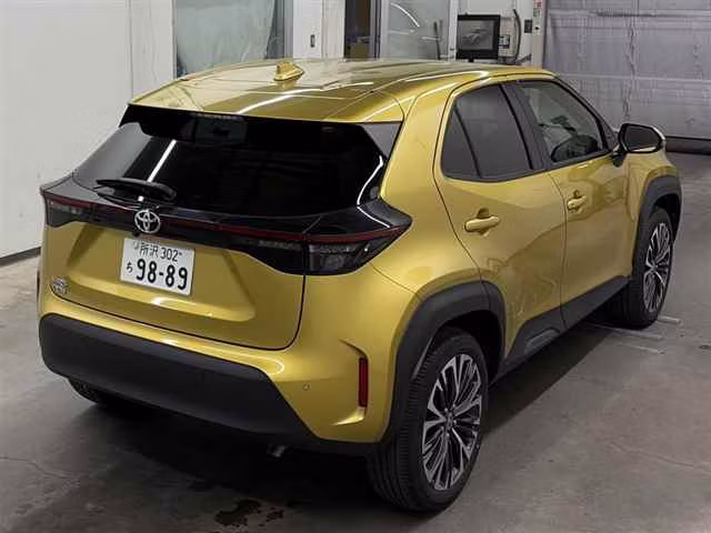 TOYOTA YARIS CROSS