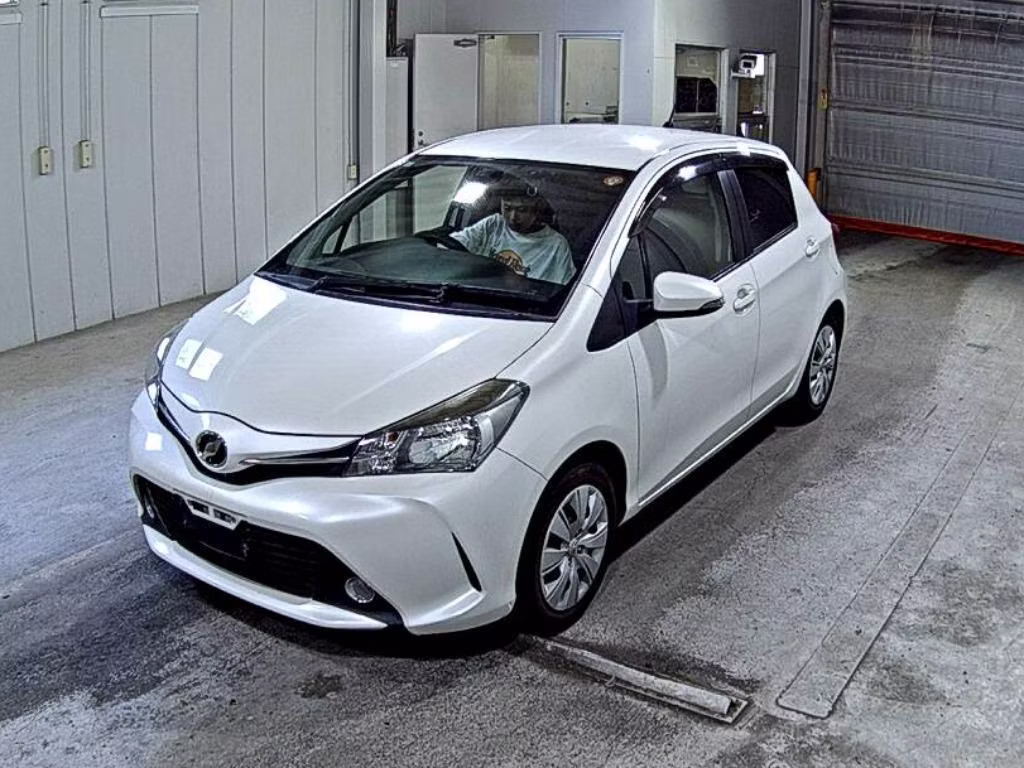 TOYOTA VITZ
