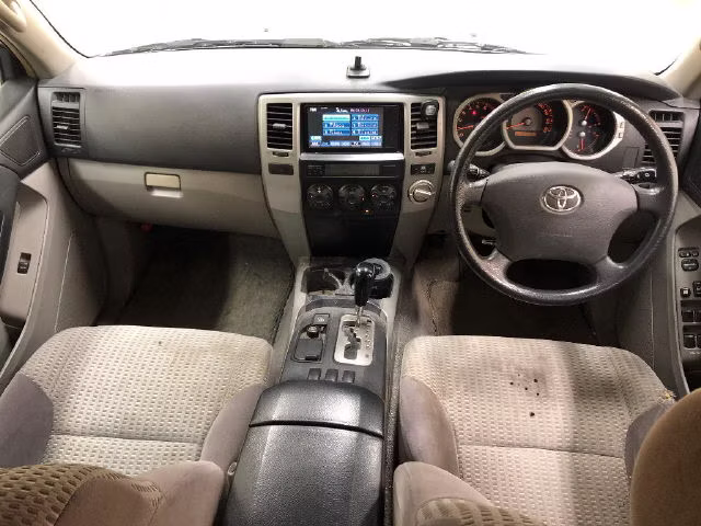 TOYOTA HILUX SURF