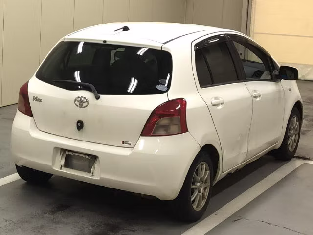 TOYOTA VITZ
